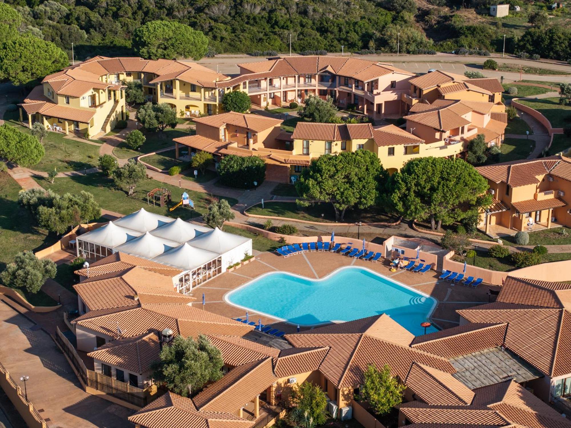 Residence Baia Dei Mirti Vignola Mare Exterior foto